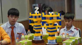 Siswa Nanyang Zhi Hui School meraih juara 2, 4, dan 5 dalam kompetisi robotics dan coding internasional di Thailand.