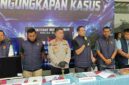 konferensi pers di Mapolda Sumut pada Kamis, 3 September 2026. Direktur Reserse Siber Polda Sumut, Kombes Pol. Dr. Bayu Wicaksono, S.H., S.I.K., M.Si., menjelaskan bahwa pengungkapan perkara berawal dari patroli siber yang dilakukan personelnya di ruang digital.