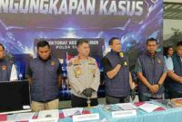konferensi pers di Mapolda Sumut pada Kamis, 3 September 2026. Direktur Reserse Siber Polda Sumut, Kombes Pol. Dr. Bayu Wicaksono, S.H., S.I.K., M.Si., menjelaskan bahwa pengungkapan perkara berawal dari patroli siber yang dilakukan personelnya di ruang digital.