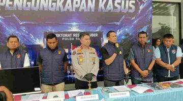 konferensi pers di Mapolda Sumut pada Kamis, 3 September 2026. Direktur Reserse Siber Polda Sumut, Kombes Pol. Dr. Bayu Wicaksono, S.H., S.I.K., M.Si., menjelaskan bahwa pengungkapan perkara berawal dari patroli siber yang dilakukan personelnya di ruang digital.