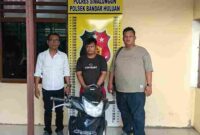 Polisi menangkap pria yang diduga mencuri motor kakaknya di Perdagangan, Simalungun. Motor tersebut disebut telah digadaikan senilai 1 juta.