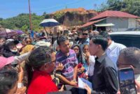 Wapres Gibran menemui warga terdampak bencana di Tapanuli Tengah.