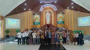 Foto bersama Panitia dan peserta Sharing Meeting bertajuk “Gereja dan Pekerja Migran” yang digelar di GKPS Paniel, Jalan Pdt. J. Wismar Saragih, Kota Pematangsiantar, pada Senin, 7 September 2026.