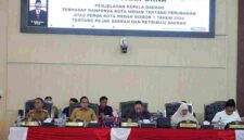 Penjelasan mengenai Rancangan Peraturan Daerah (Ranperda) Perubahan atas Peraturan Daerah (Perda) Nomor 1 Tahun 2024 tentang Pajak Daerah dan Retribusi Daerah dalam Rapat Paripurna DPRD Kota Medan, Selasa (8/9/2026).
