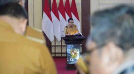 Wali Kota Medan Rico Tri Putra Bayu Waas memberikan tanggapan atas pandangan umum fraksi-fraksi DPRD Kota Medan mengenai Rancangan Peraturan Daerah (Ranperda) tentang Pencabutan Perda Nomor 2 Tahun 2013 tentang Lembaga Kemasyarakatan dalam rapat paripurna di Gedung DPRD Kota Medan, Selasa (8/9/2026).