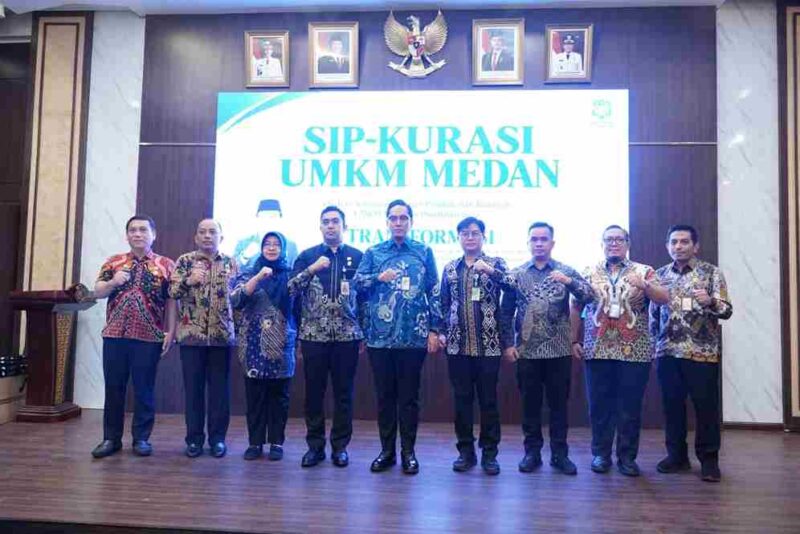 Wali Kota Medan Rico Tri Putra Bayu Waas meluncurkan lima inovasi layanan publik Pemerintah Kota Medan di Balai Kota Medan, Kamis (10/9/2026).