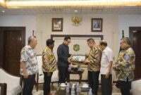 Rico Waas saat menerima audiensi pengurus Forkala Kota Medan di Balai Kota Medan, Jumat (11/9/2026).