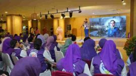 Rico saat membuka Seminar Eksklusif 2026 yang membahas vaksinasi ibu hamil dan ASI eksklusif di Galery Mustika Deli, Gedung Mal Pelayanan Publik (MPP) Medan, Minggu (13/9/2026).
