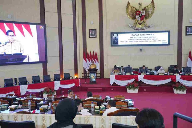 rapat paripurna DPRD Kota Medan, Senin (14/9/2026).