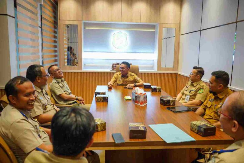 Wakil Wali Kota Medan H. Zakiyuddin Harahap saat menerima kunjungan jajaran BPN Kota Medan di Balai Kota Medan, Senin (14/9/2026).