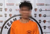 Satuan Reserse Kriminal Polres Pelabuhan Belawan menangkap seorang pria berinisial RM alias D (22) yang diduga terlibat dalam kasus pencurian dengan kekerasan (curas).