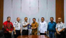 Sekretaris Daerah (Sekda) Junaedi Antonius Sitanggang, S.STP., M.Si., saat menerima rombongan Kantor Wilayah Direktorat Jenderal Pemasyarakatan Sumatera Utara (Kanwil Ditjenpas Sumut) di Balai Kota Pematangsiantar, Jalan Merdeka, Kelurahan Proklamasi, Kecamatan Siantar Barat, Selasa (15/9/2026) sore.