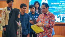 Rico saat menjamu peserta Musyawarah Nasional (Munas) Forum Komunikasi Mahasiswa Politeknik se-Indonesia (FKMPI) XXVII di Pendopo Rumah Dinas Wali Kota Medan, Kamis (17/9/2026) malam.