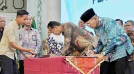 Bupati Simalungun Anton Achmad Saragih teken komitmen pencegahan korupsi bersama kepala daerah dan DPRD se-Sumut, fokus perencanaan hingga PBJ.