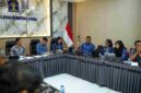 Pemerintah Kota (Pemko) Pematangsiantar bersama Kantor Wilayah Kementerian Hukum Republik Indonesia (Kemenkum RI) Sumatera Utara melakukan harmonisasi Rancangan Peraturan Wali Kota (Perwa) Pematangsiantar tentang Master Plan Kota Cerdas. Pembahasan regulasi tersebut berlangsung di lantai IV Kantor Wilayah Kemenkum Sumut, Jalan Putri Hijau, Medan, Kamis (17/9/2026) sore.
