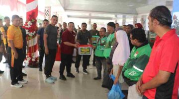 Kodim 0207/Simalungun menggelar Bakti Sosial Kesehatan (Baksoskes) dalam rangka menyambut Hari Ulang Tahun (HUT) ke-81 Tentara Nasional Indonesia (TNI) di Lapangan Adam Malik, Kota Pematangsiantar, Minggu (20/9/2026).