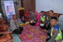 Polres Pematangsiantar menyambangi Hany, anak dengan hidrosefalus, dalam bakti sosial Hari Lalu Lintas Bhayangkara ke-71 pada Sabtu, 19 September 2026.