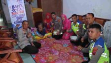 Polres Pematangsiantar menyambangi Hany, anak dengan hidrosefalus, dalam bakti sosial Hari Lalu Lintas Bhayangkara ke-71 pada Sabtu, 19 September 2026.