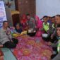 Polres Pematangsiantar menyambangi Hany, anak dengan hidrosefalus, dalam bakti sosial Hari Lalu Lintas Bhayangkara ke-71 pada Sabtu, 19 September 2026.