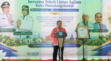 Wali Kota Pematangsiantar Wesly Silalahi, S.H., M.Kn., dalam acara Silaturahmi Bersama Tokoh Lintas Agama Kota Pematangsiantar yang berlangsung di Rumah Dinas Wali Kota, Jalan M.H. Sitorus, Kelurahan Teladan, Kecamatan Siantar Barat, Kamis (24/9/2026).