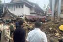 Wakil Presiden (Wapres) Gibran Rakabuming meninjau sejumlah infrastruktur dan fasilitas publik yang terdampak banjir bandang di Kabupaten Solok, Sumatera Barat, Jumat (25/9/2026).
