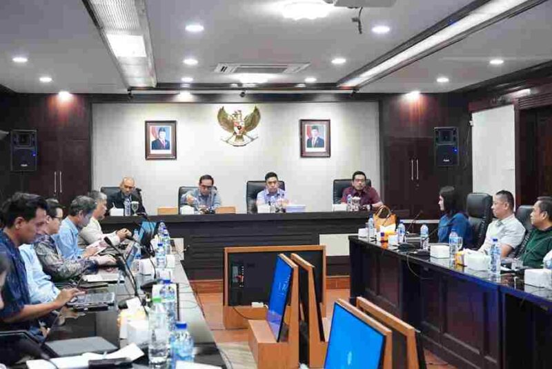Diskusi Teknis Rencana Pematangan Lahan PSEL di Balai Kota Medan, Sabtu (26/9/2026).