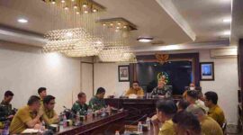 Rapat kegiatan Monitoring dan Evaluasi (Monev) di Balai Kota Medan, Senin (28/9/2026).