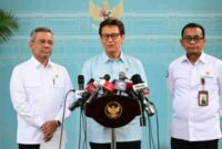 Menteri Kesehatan (Menkes) Budi Gunadi Sadikin usai menghadiri rapat terbatas yang dipimpin Presiden Prabowo di Istana Merdeka, Jakarta, Senin (28/9/2026).