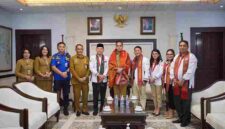 Rico Waas saat menerima audiensi Dewan Pimpinan Pusat (DPP) HBB di Balai Kota Medan, Senin (28/9/2026).