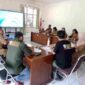 Dewan Pimpinan Nasional Lembaga Hukum dan Lingkungan (DPN BAKUMKU) dalam audiensi bersama jajaran manajemen RSUD dr. Djasamen Saragih di Ruang Rapat Melati, Selasa (29/9/2026).