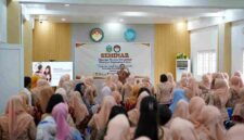 Dharma Wanita Persatuan (DWP) Provinsi Sumatera Utara (Sumut) mengadakan seminar bertema “Peran Ibu dalam Kesetaraan Gender terhadap Pendidikan Anak” di Kantor DWP Sumut, Medan, Selasa (20/10/2026).