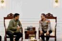 Gubernur Sumatera Utara (Sumut) Bobby Nasution menerima kunjungan kerja Kepala Polisi Daerah (Kapolda) Sumut Irjen. Pol. Sonny Irawan di Ruang Kerja Lantai 10 Kantor Gubernur Sumut Jalan Diponegoro Kota Medan, Selasa (13/10/2026). Kapolda Sumut melakukan kunjungan kerja setelah dilantik oleh Kapolri pada awal Oktober lalu.
