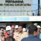 Gubernur Sumatera Utara (Sumut) Bobby Nasution meninjau Fuel Terminal PT Pertamina Patra Niaga Gunungsitoli yang berlokasi di Desa Humene. Kecamatan Gunungsitoli Idanoi. Setibanya di Kepulauan Nias dalam rangka kunjungan kerja,  Rabu (28/10/2026). 