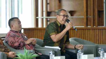 Pemerintah Provinsi Sumatera Utara (Sumut) melalui Dinas Kesehatan Provinsi Sumut melakukan Konferensi Pers terkait Perilaku Hidup Bersih dan Sehat (PHBS) untuk menurunkan resiko penularan berbagai penyakit. Kegiatan yang difasilitasi Dinas Kominfo Sumut ini berlangsung di Lobby Dekranasda Lantai 1 Kantor Gubernur Sumut Jalan Diponengoro Kota Medan, Kamis (22/10/2026).