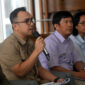 
Pemerintah Provinsi Sumatera Utara (Sumut) melalui Kepala Biro Ekonomi Setdaprovsu Evan Botung Daulay melakukan Konferensi Pers terkait penanganan inflasi Pemrov Sumut di Lobby Dekranasda Lantai 1 Kantor Gubernur Sumut Jalan Diponegoro 30 Kota Medan, Selasa (6/10/2026).