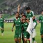 PSMS Medan mengalahkan PSIS Semarang 2-1.