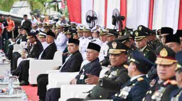 Wakil Gubernur Sumatera Utara ( Sumut ) Surya menghadiri Upacara Hari Ulang Tahun (HUT) ke-81 TNI Provinsi Sumatera Utara Tahun 2026 di Markas Komando  Daerah Angkatan Laut (Koderal) I Belawan, Jalan Serma Hanafiah Nomor  1, Belawan, Senin (5/10/2026).