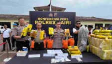 Konferensi pers di Mapolres Dairi, Rabu (30/9/2026).
