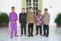 Wapres Gibran menerima jemaat GKPI Rajeg di Istana Wapres.