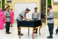jabatan Irwasda Polda Sumut diserahterimakan dari Brigjen Pol Nanang Masbudi, S.I.K., M.Si., CFrA., kepada Kombes Pol Feri Handoko Soenarso, S.H., S.I.K.