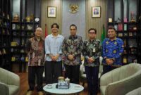 Rico saat menerima audiensi panitia Revora di Rumah Dinas Wali Kota Medan, Jalan Sudirman, Kamis (1/10/2026).