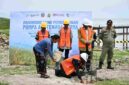 Pembangunan PATS Pakpahan ditandai dengan groundbreaking yang dilakukan Deputi Bidang Pangan, Sumber Daya Alam, dan Lingkungan Hidup Kementerian PPN/Bappenas Leonardo Adypurnama alias Teguh Sambodo bersama Bupati Samosir Vandiko T. Gultom dan Deputy Development Director UKFCDO Jakarta Freddie Brunt, Sabtu (3/10/2026).