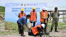 Pembangunan PATS Pakpahan ditandai dengan groundbreaking yang dilakukan Deputi Bidang Pangan, Sumber Daya Alam, dan Lingkungan Hidup Kementerian PPN/Bappenas Leonardo Adypurnama alias Teguh Sambodo bersama Bupati Samosir Vandiko T. Gultom dan Deputy Development Director UKFCDO Jakarta Freddie Brunt, Sabtu (3/10/2026).