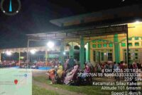 Kapolsek Silou Kahean AKP Edy Syahputra, S.H., M.H., bersama Bhabinkamtibmas Aiptu Dodi H. Saragih menghadiri peringatan Maulid Nabi Muhammad SAW 1448 H/2026 M di Masjid Ar-Rohman, Dusun Silandoyung, Nagori Silou Paribuan, Kecamatan Silou Kahean, Kabupaten Simalungun, Minggu (4/10/2026) malam.