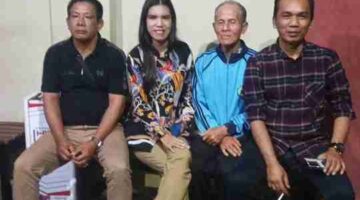 Kuasa hukum Rizki Dini Hasanah saat mendampingi klien.