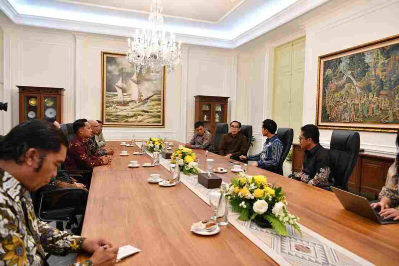 Pertemuan Wapres Gibran dengan jajaran pimpinan Universitas Muhammadiyah Maluku di Istana Wakil Presiden, Jakarta Pusat, Rabu (7/10/2026).