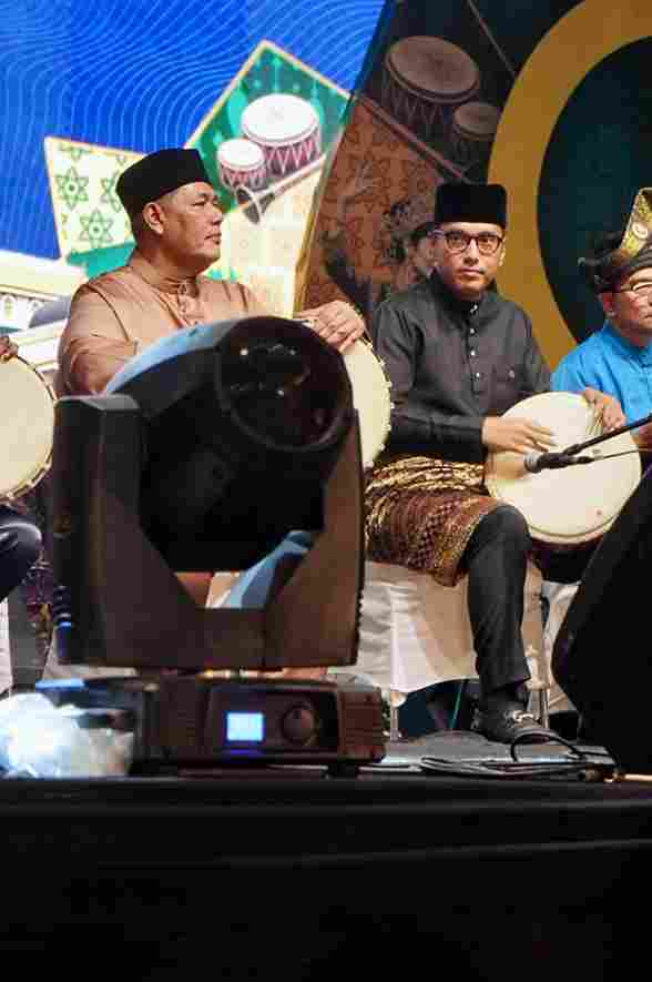 Rico Waas membuka Pekan Budaya Medan 2026 di Lapangan Benteng.