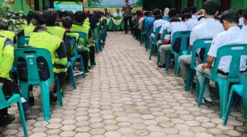 Polsek Dolok Batu Nanggar dan SMK Al Washliyah 7 Serbalawan menandatangani MoU untuk mencegah bullying, balap liar, narkoba, dan kenakalan remaja.