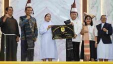 Wali Kota Wesly Silalahi meresmikan Aula SMP Bintang Timur Pematangsiantar.