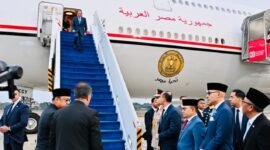Presiden Mesir Abdel Fattah El-Sisi tiba di Jakarta untuk kunjungan kenegaraan dan dijadwalkan bertemu Presiden Prabowo membahas kerja sama bilateral.